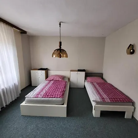 Monteur Apartment *